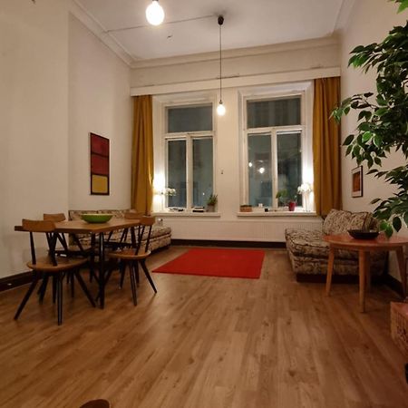 Artsy & Boheme Apartment เฮลซิงกิ ภายนอก รูปภาพ